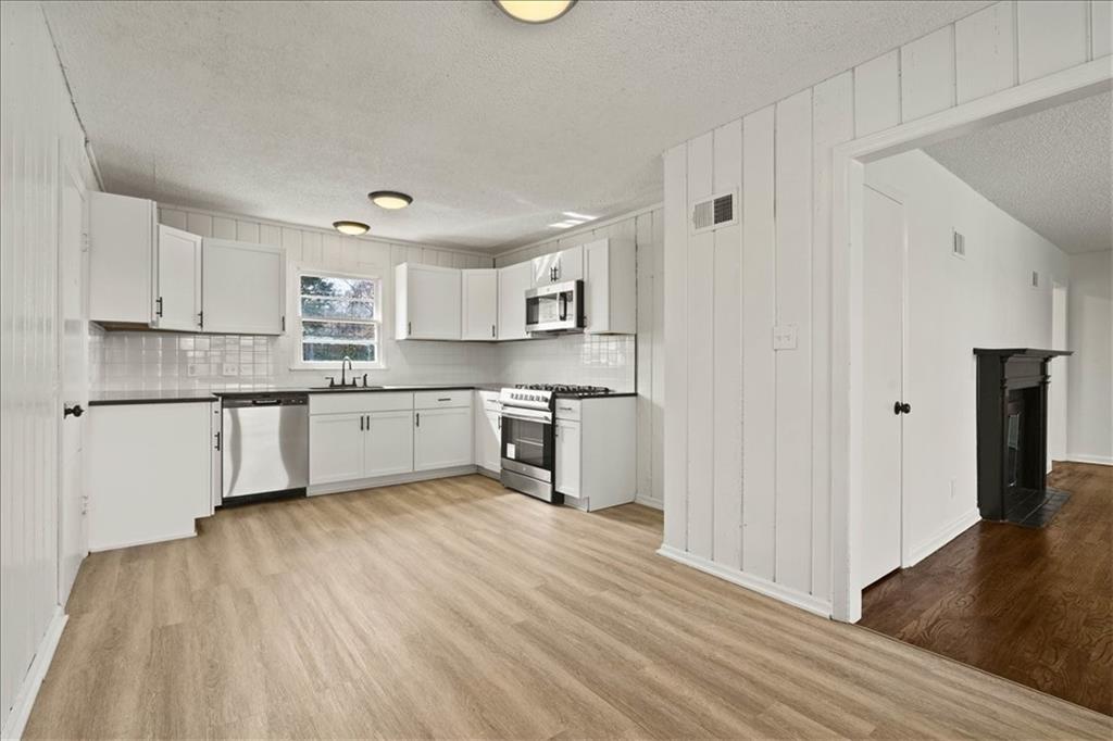 7505 E 130th Street Property Photo 9