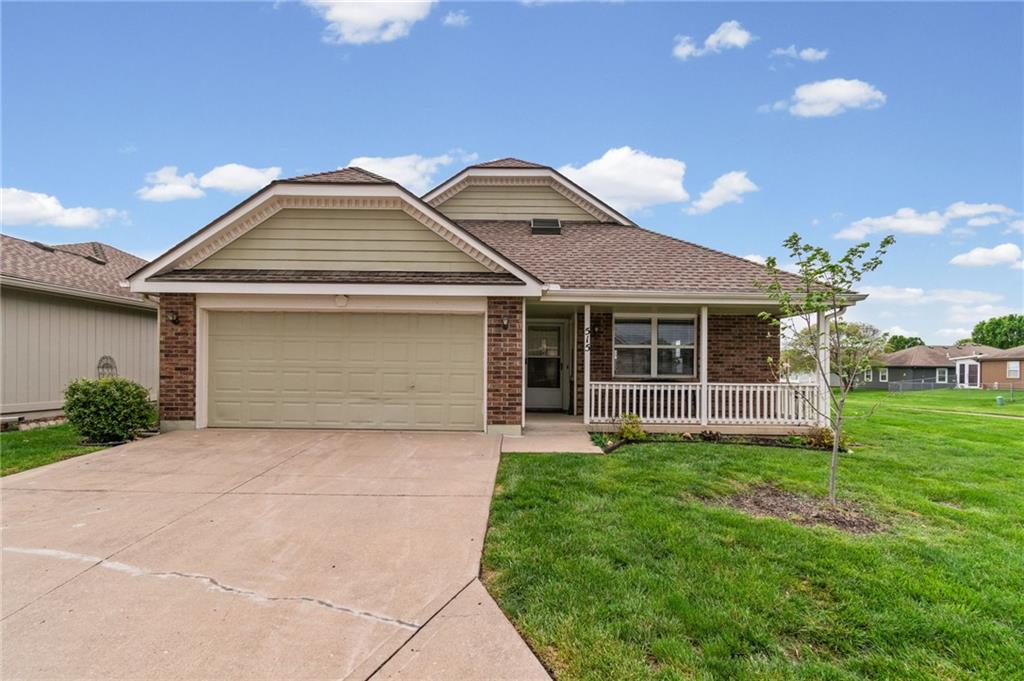 515 S Saturn Drive Property Photo 1