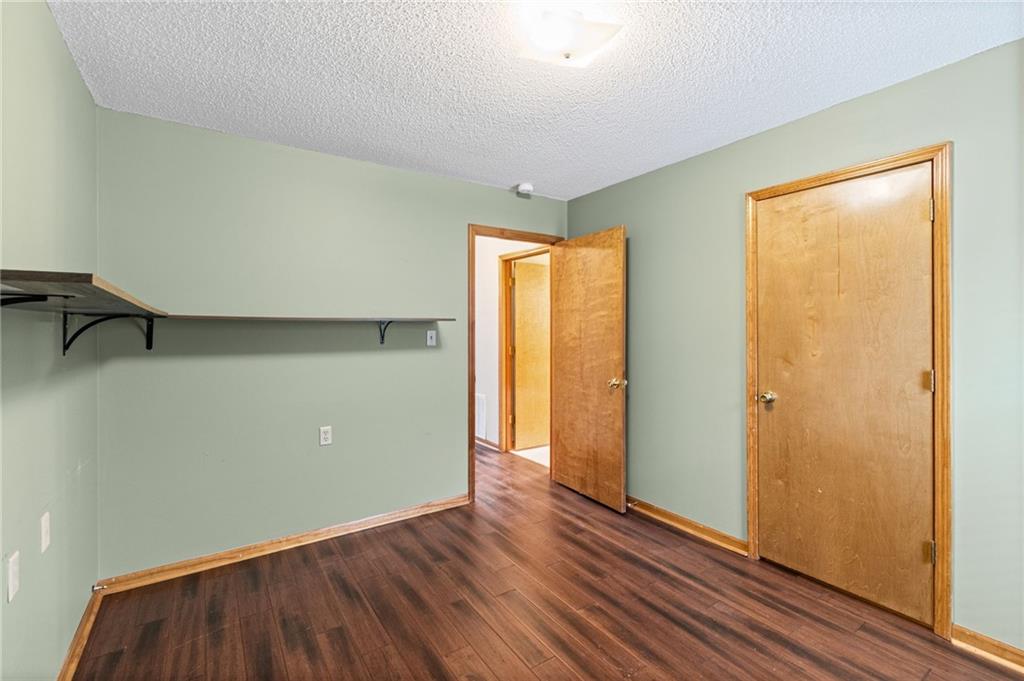 515 S Saturn Drive Property Photo 16