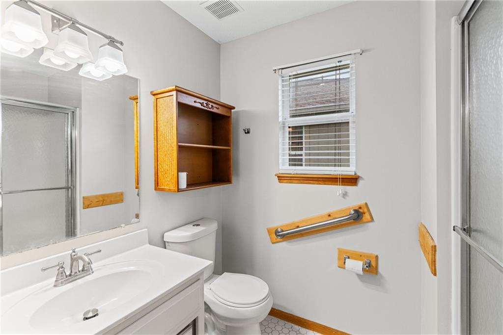 515 S Saturn Drive Property Photo 20