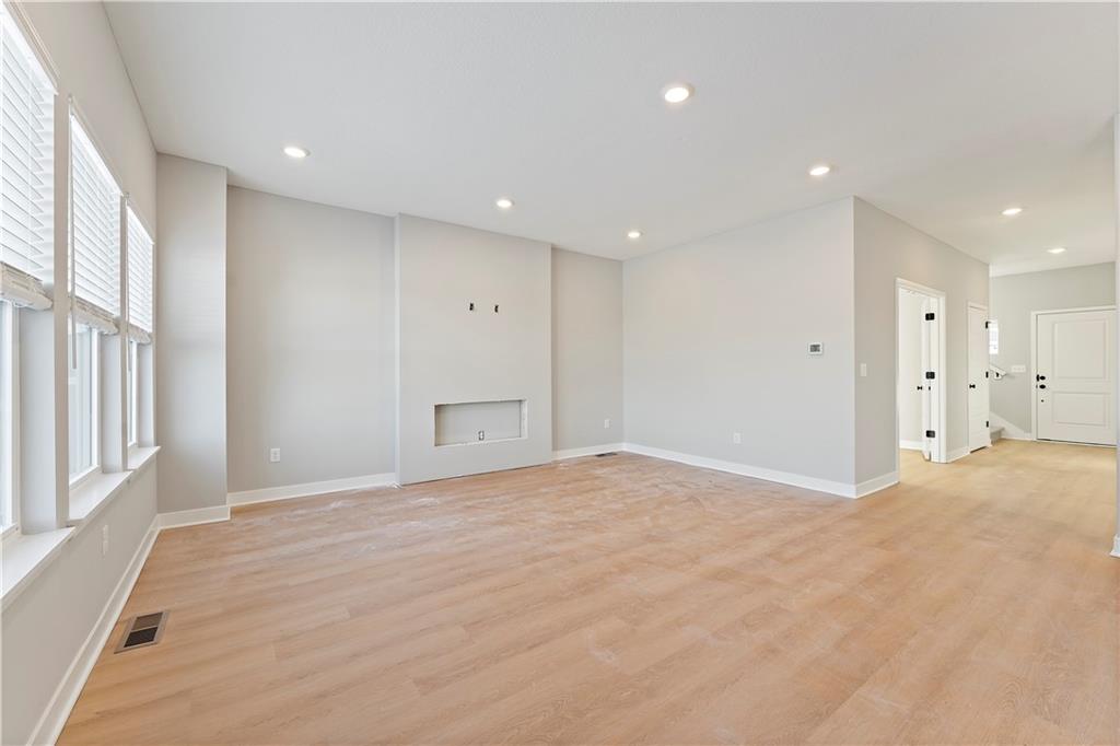 1503 Sw Meadowlark Court Property Photo 4