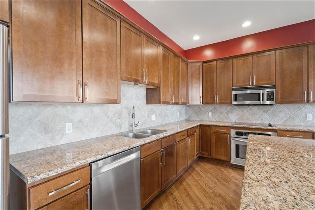 600 Admiral Boulevard Property Photo 17