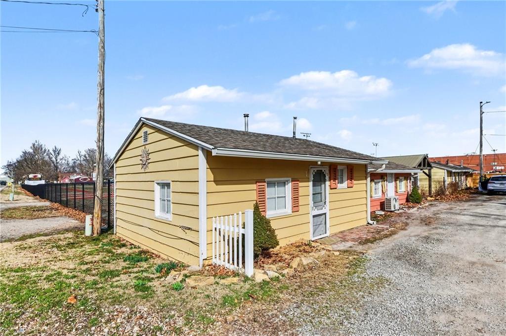 308 Chestnut Street Property Photo 1
