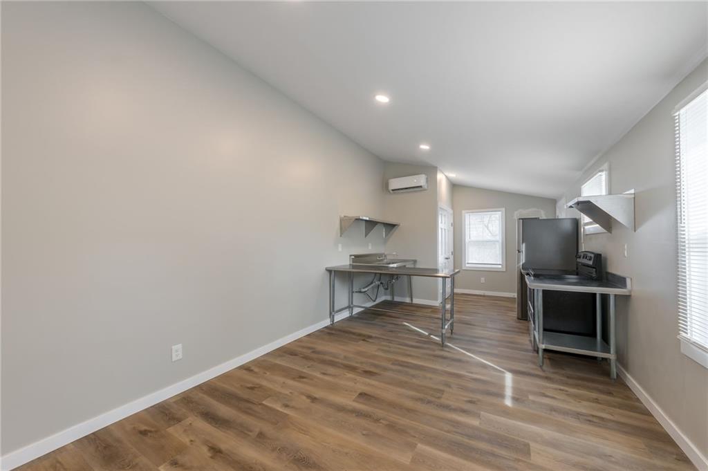 2023 College Avenue Property Photo 5
