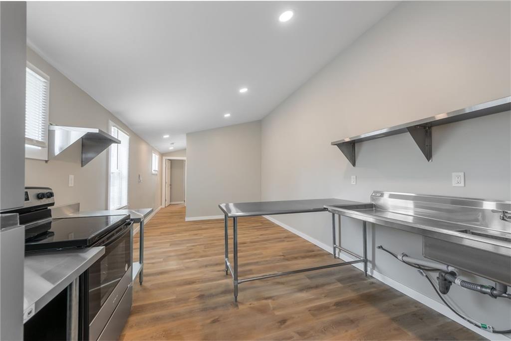 2023 College Avenue Property Photo 8