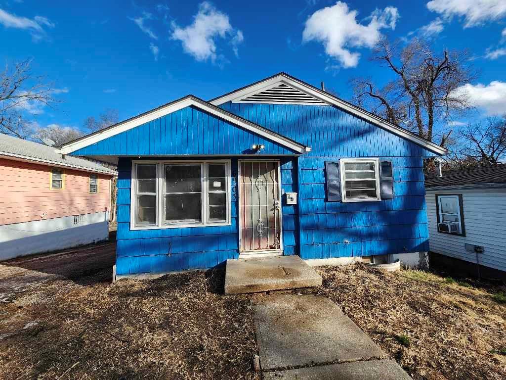 6905 Bellefontaine Avenue Property Photo 1