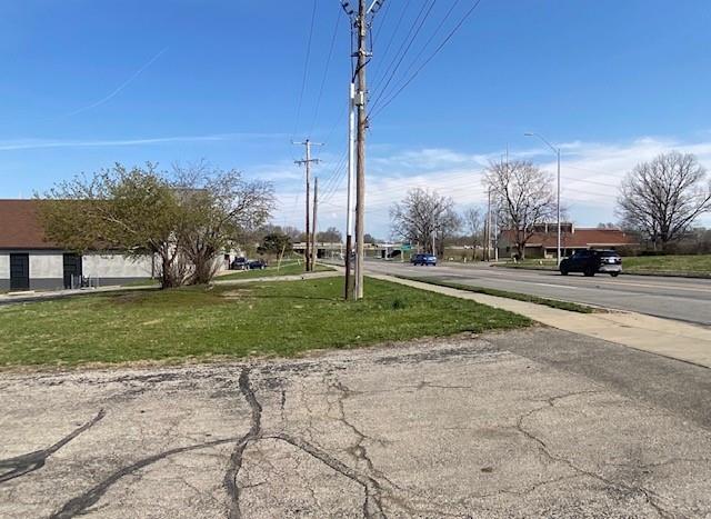 10306 Blue Ridge Boulevard Property Photo 14