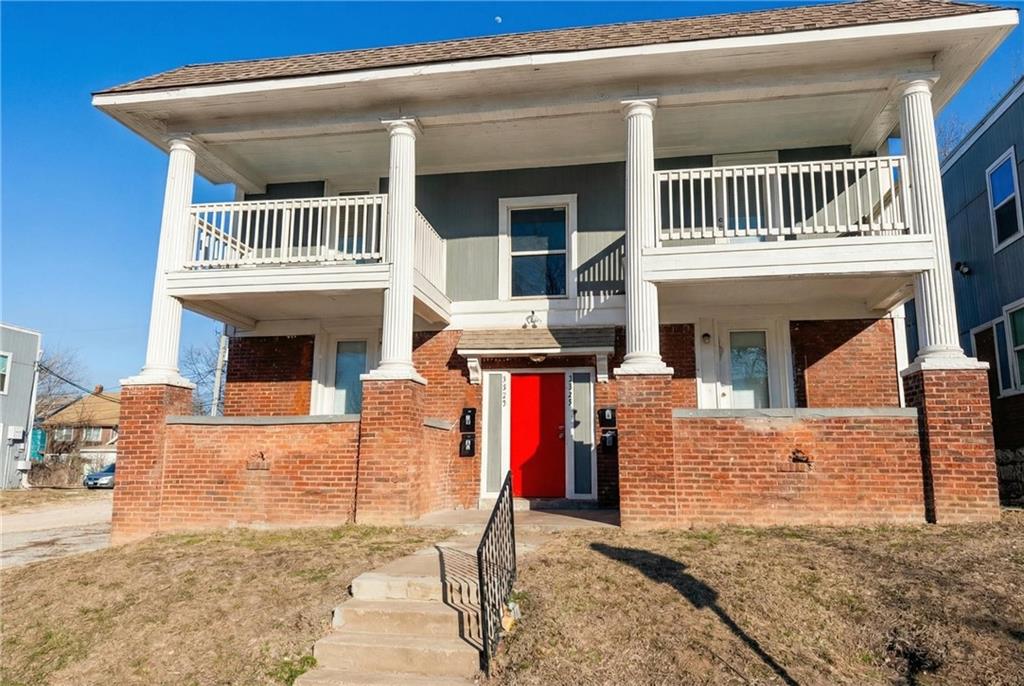 3327 - 3329 Indiana Avenue Property Photo 1