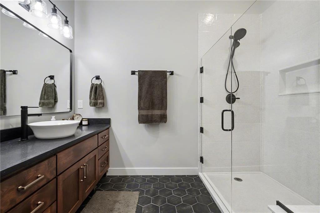 607 S Ernest Street Property Photo 17