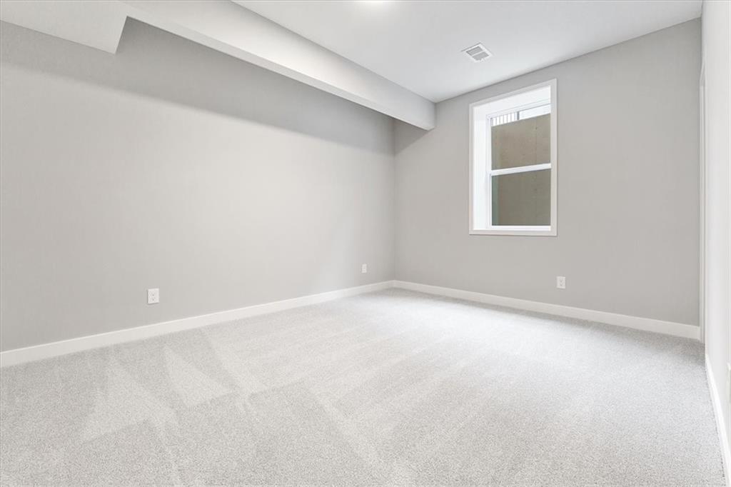 24980 W 94th Place Property Photo 27