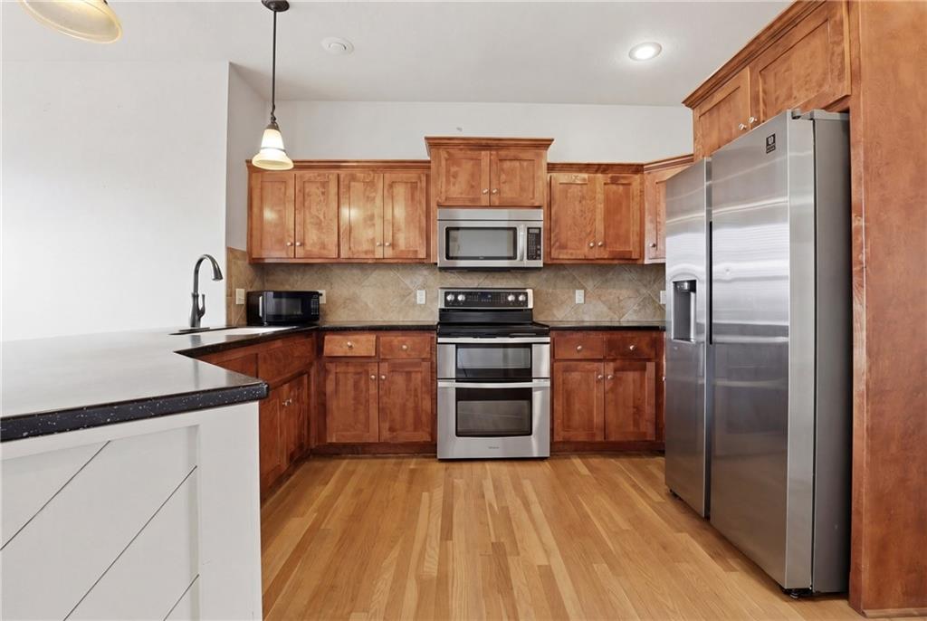 11104 Augusta Drive Property Photo 6