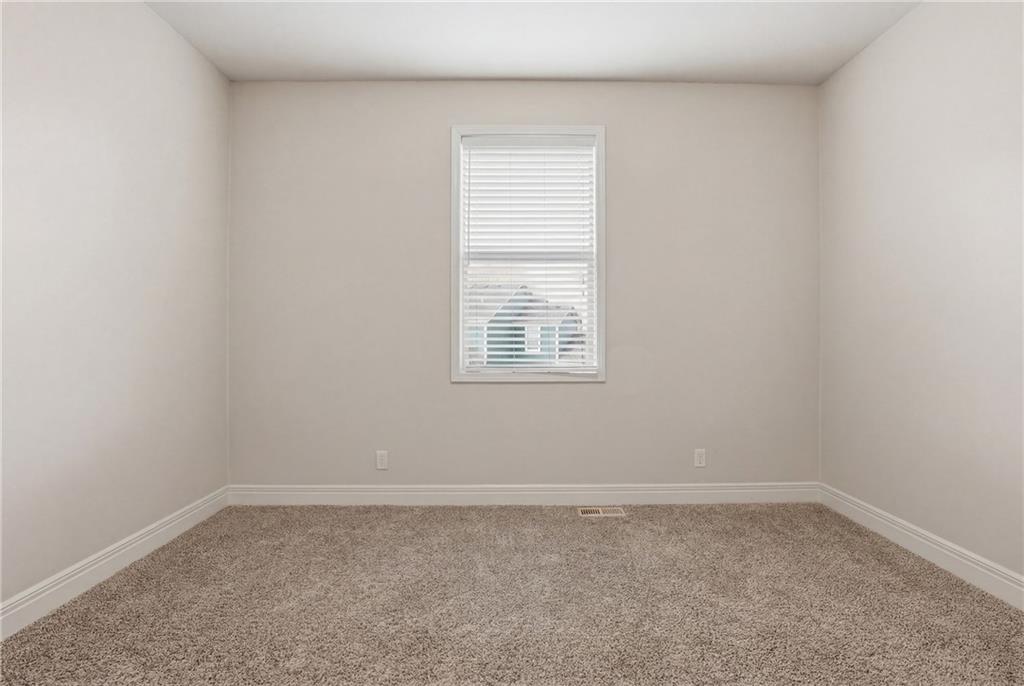 11104 Augusta Drive Property Photo 15