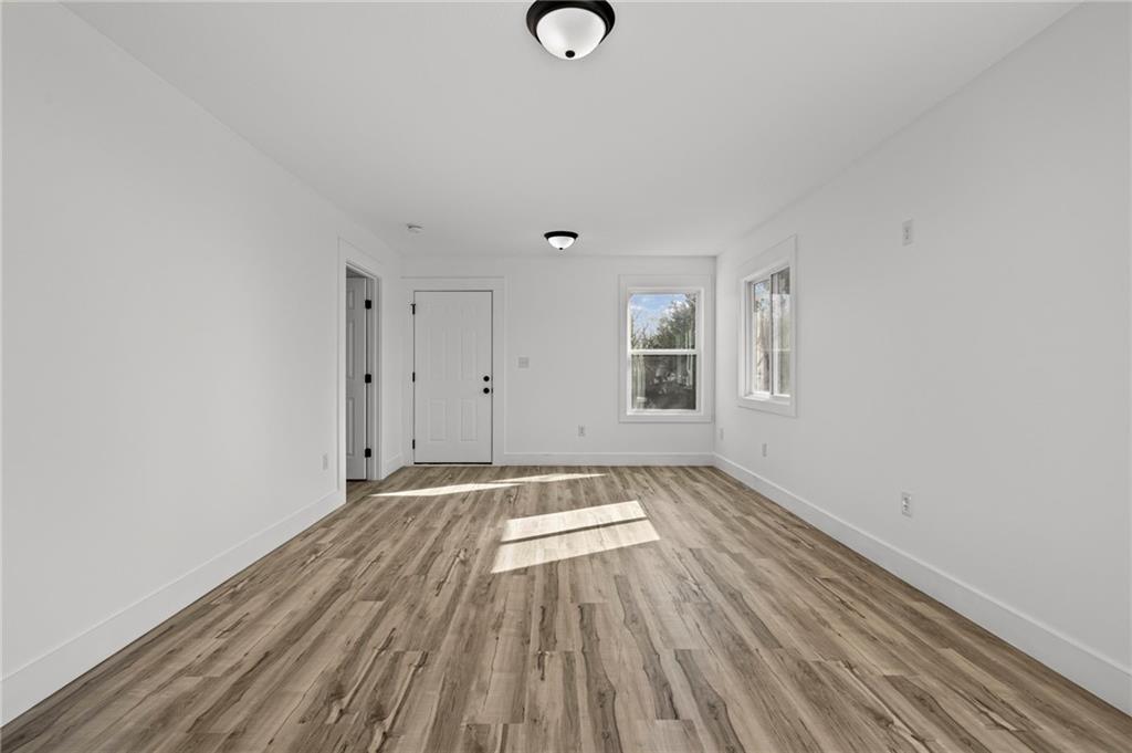 61 Maple Drive Property Photo 8