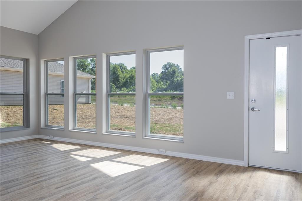 1503 Ashton Way Property Photo 4