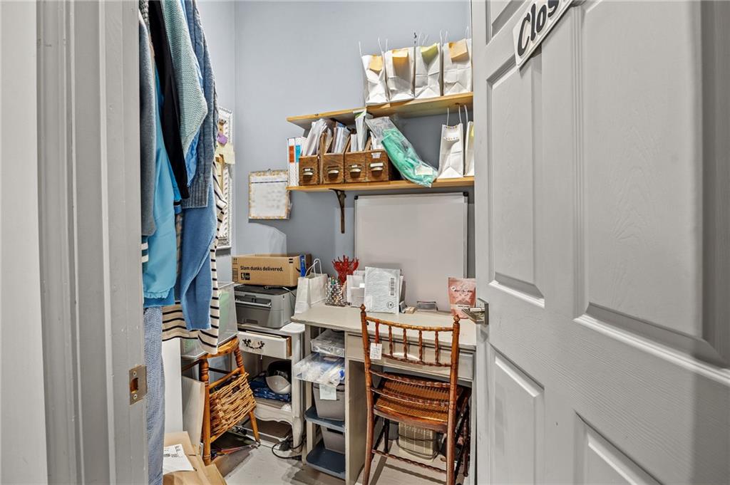2702 Ashland Avenue Property Photo 28