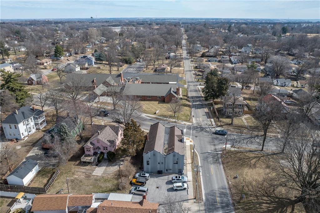 2702 Ashland Avenue Property Photo 32