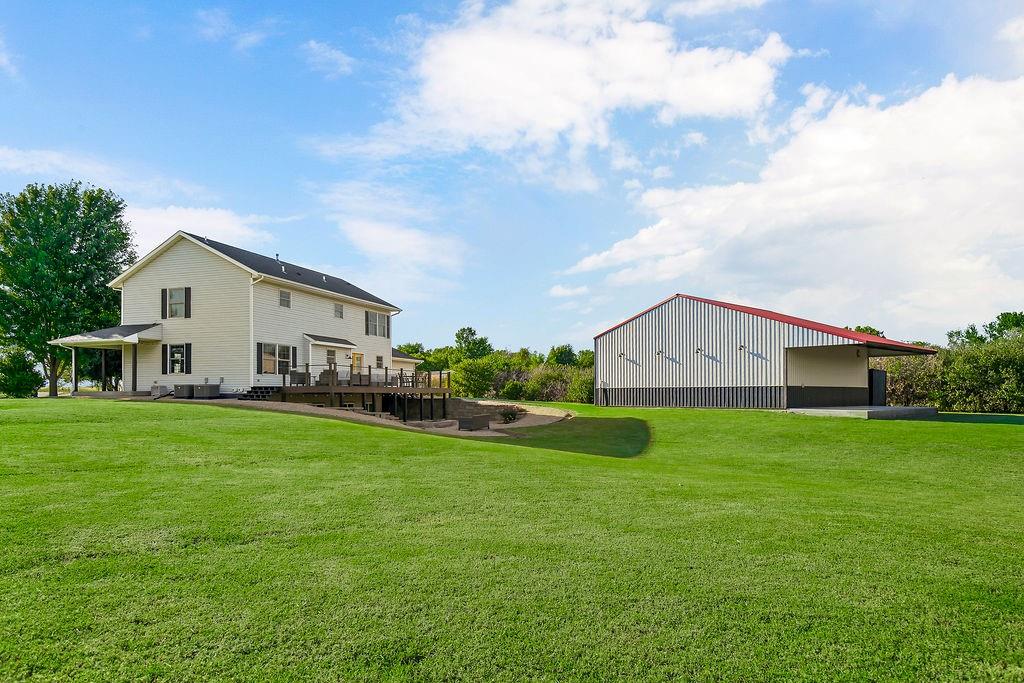 992 E 750 Road Property Photo 45
