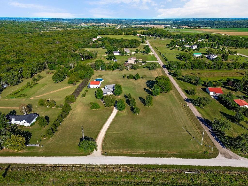 992 E 750 Road Property Photo 55