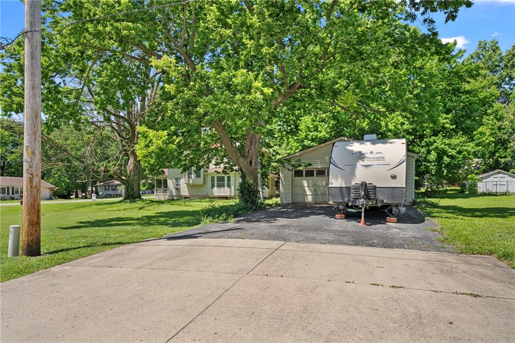 602 W Walnut Street Property Photo 33