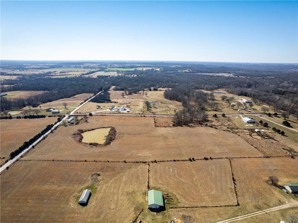8823 Ne Oo Highway Property Photo 12