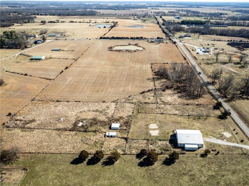 8823 Ne Oo Highway Property Photo 13