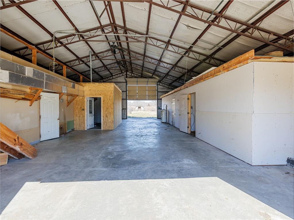 8823 Ne Oo Highway Property Photo 20