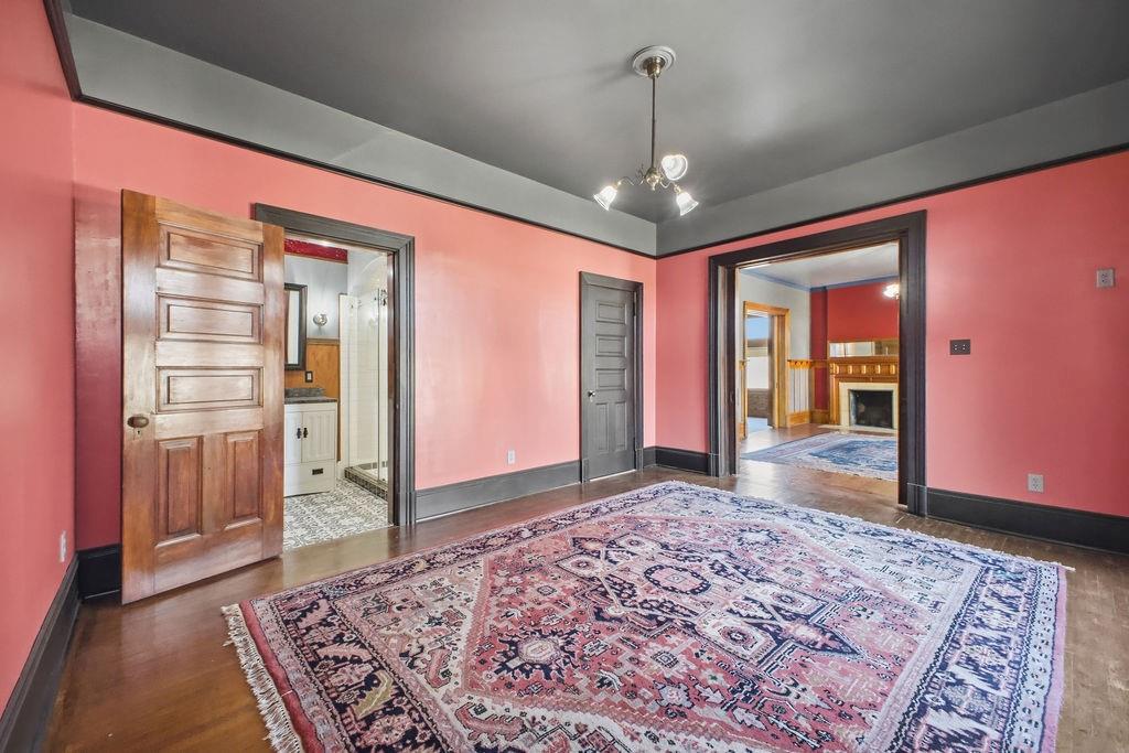 802 Hall Street Property Photo 73