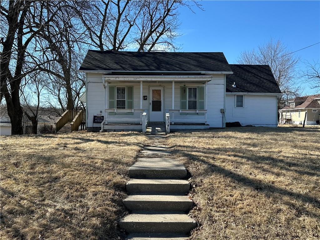 314 S Davis Street Property Photo 1