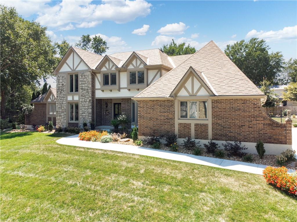 1303 Nw Hawk Creek Drive Property Photo 6