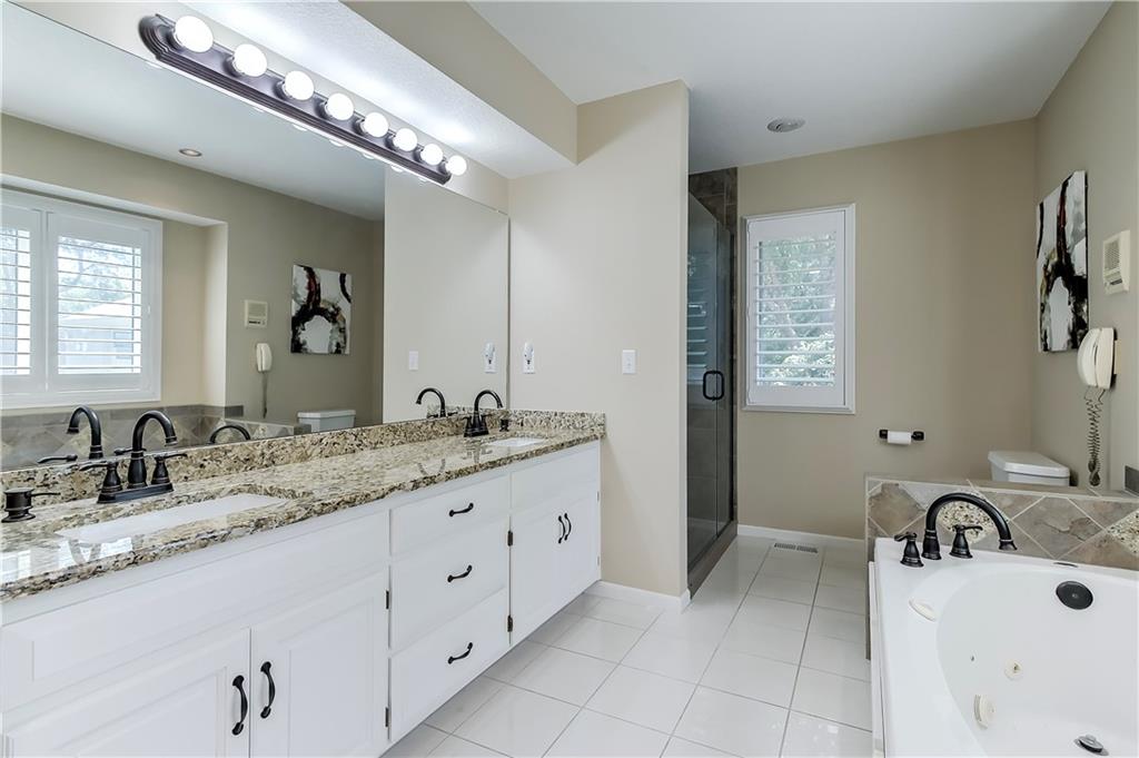 1303 Nw Hawk Creek Drive Property Photo 37