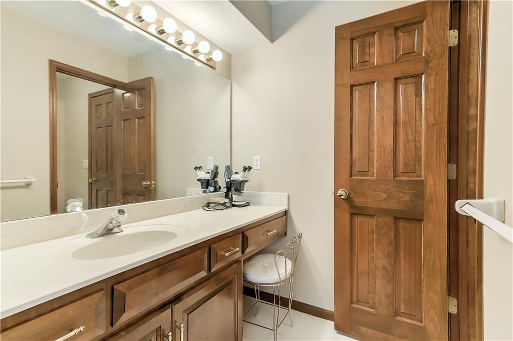 1303 Nw Hawk Creek Drive Property Photo 47