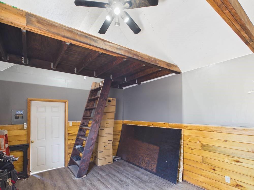 517 S Eddy Street Property Photo 6