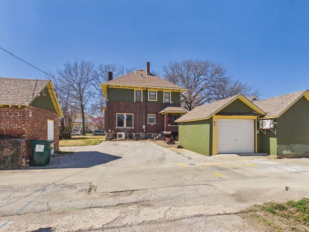 517 S Eddy Street Property Photo 8