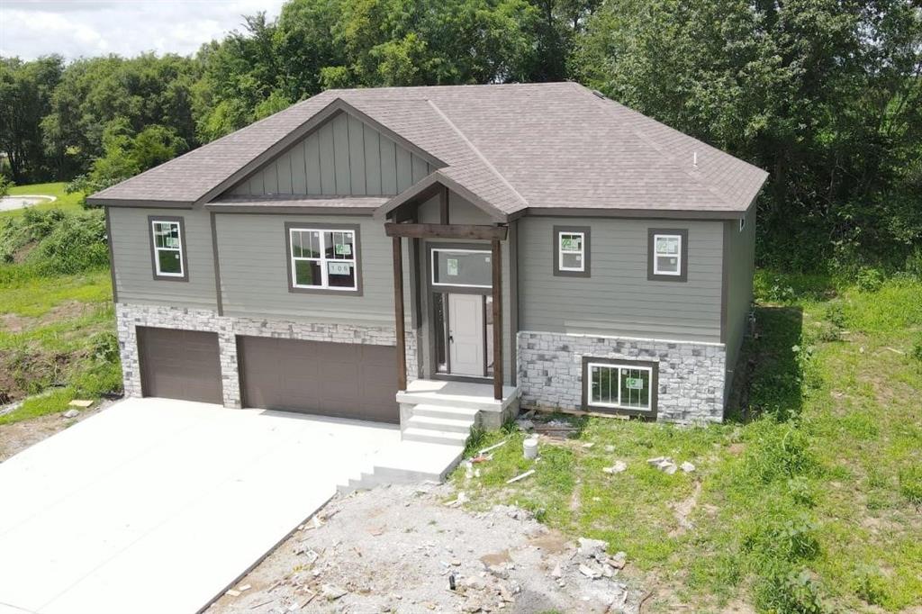 108 Johnson Circle Property Photo 2