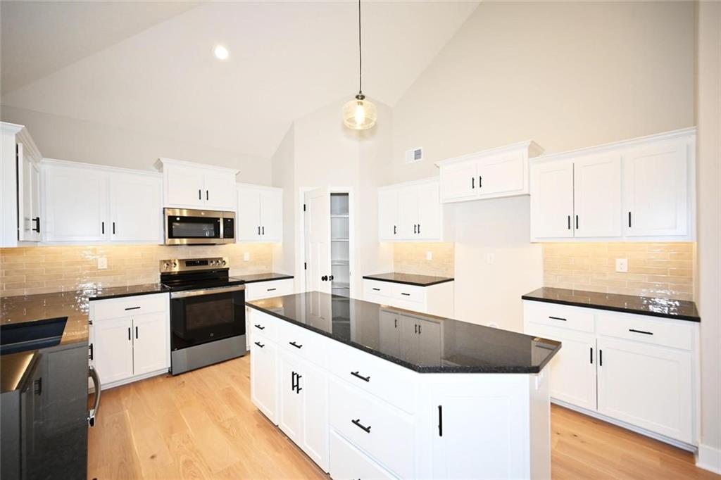 108 Johnson Circle Property Photo 15