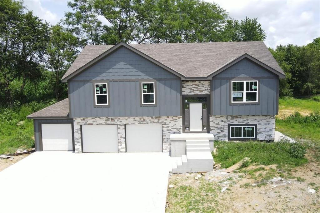 109 Johnson Circle Property Photo 1