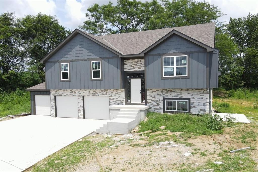 109 Johnson Circle Property Photo 2