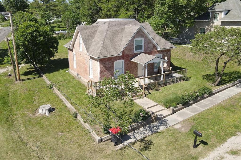 306 Lewis Street Property Photo 5
