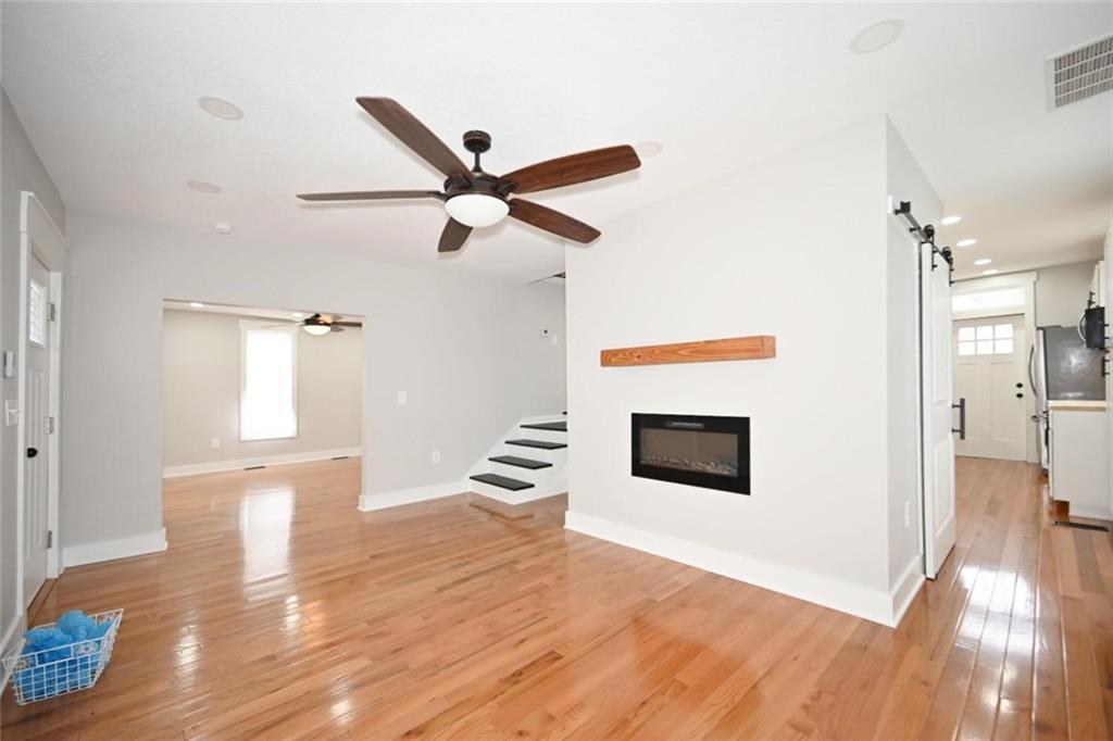 306 Lewis Street Property Photo 17