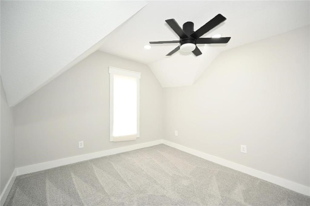 306 Lewis Street Property Photo 44