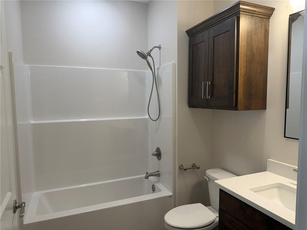 1005 George Court Property Photo 9