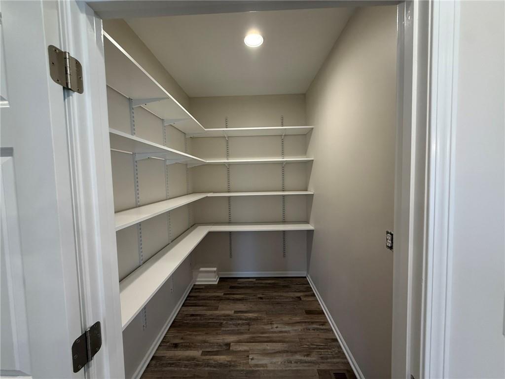 1005 George Court Property Photo 11
