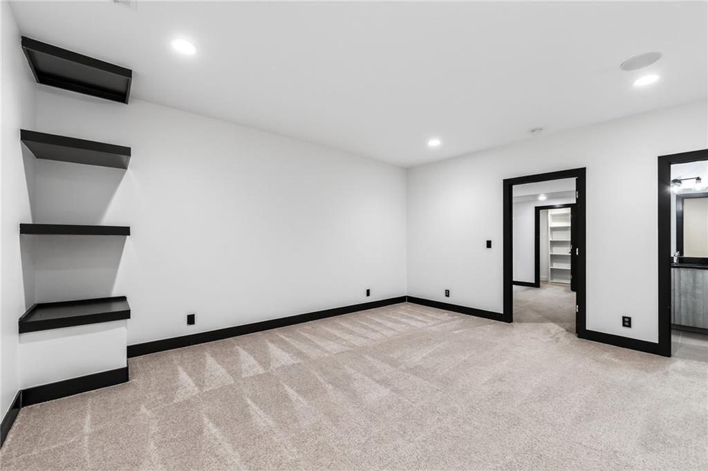 930 S Harmony Avenue Property Photo 24