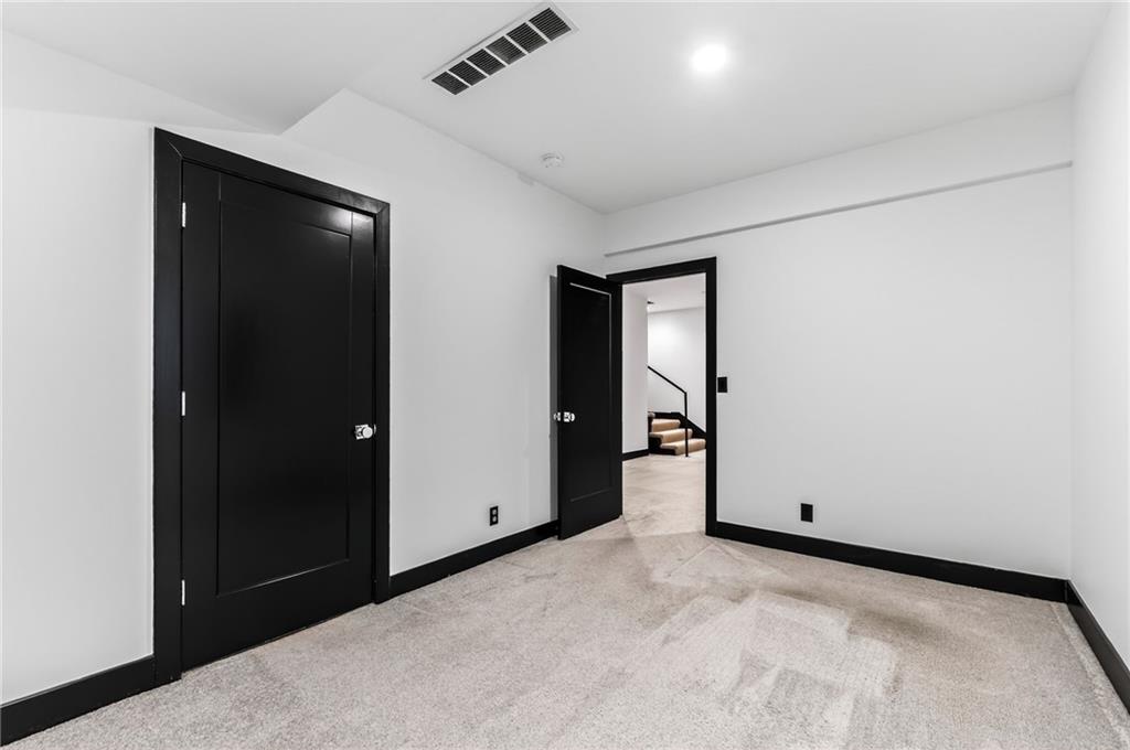 930 S Harmony Avenue Property Photo 28