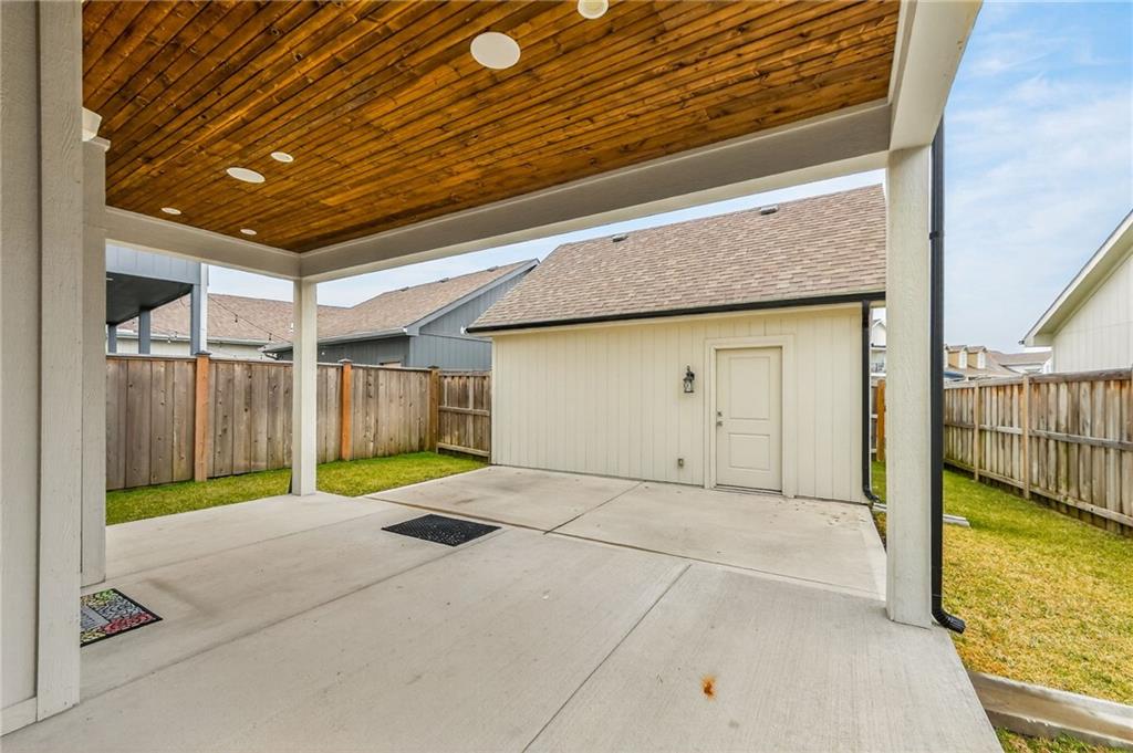930 S Harmony Avenue Property Photo 30