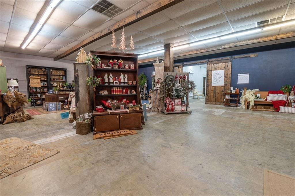 515 Main N/a Property Photo 6