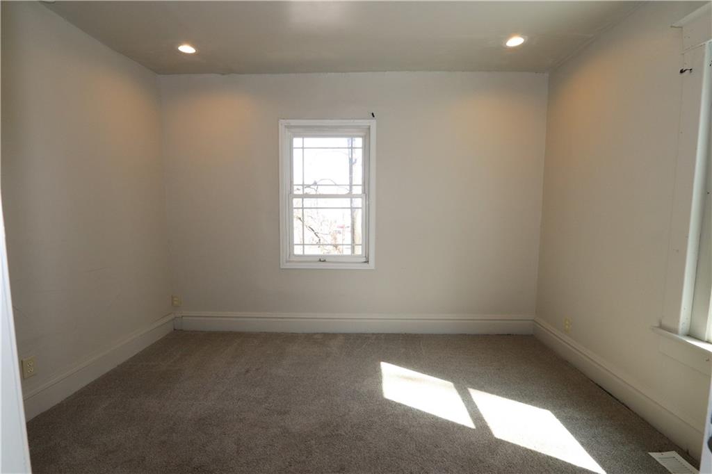 830 Unity Street Property Photo 7