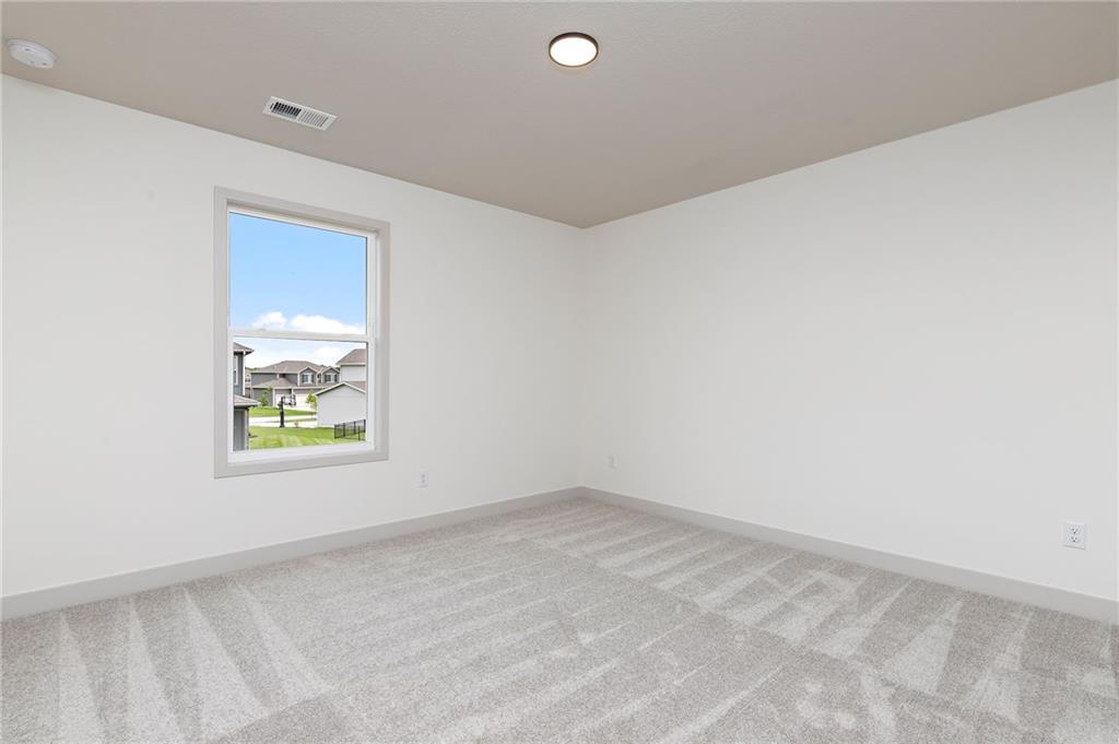17132 W 164th Terrace Property Photo 42