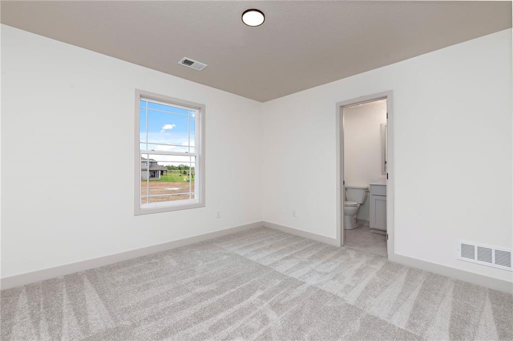 17132 W 164th Terrace Property Photo 44