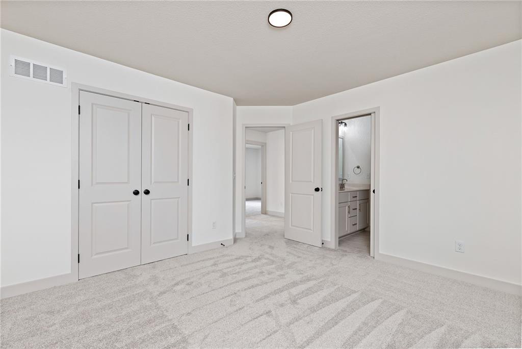 17132 W 164th Terrace Property Photo 46